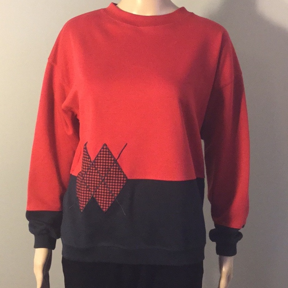 ASHLEY HILL RED & BLACK LONG-SLEEVE SWEATER